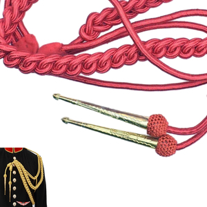Aiguillette britannique rouge soyeuse avec bandes dorées et cordons métalliques - Product Image 3