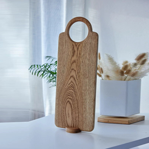 Planche à découper longue en bois avec poignées intégrées courbées, finition en chêne naturel magnifique, pour couper les légumes - Product Image 6