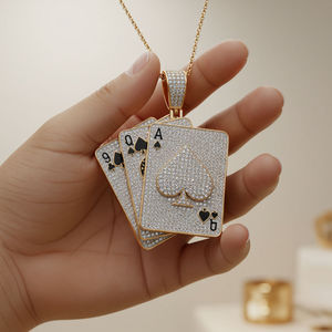 Colgante de Diamante As de Espadas, Chapado en Oro de 18K, con Cristales de Imitación, Estilo Hip Hop Unisex, Joyería de Moda - Product Image 3