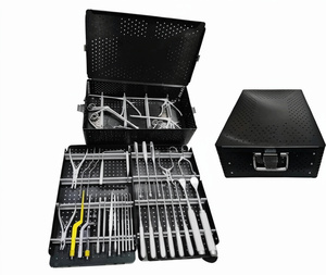 Ensemble d'instruments pour chirurgie lombaire avec étui de stérilisation orthopédique - Product Image 1
