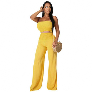 Ensemble décontracté printemps-été pour femme : haut court bustier blanc en tricot extensible et pantalon large taille haute à cheville - Product Image 4