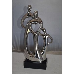 Obra de arte de aluminio fundido esculpido, desarrollada como elemento decorativo distintivo para entornos interiores modernos. - Product Image 2