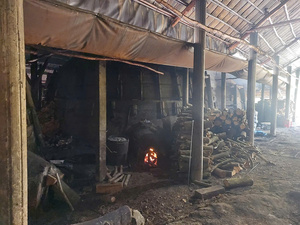 Carbón de madera de manguezal de Vietnam, 8000 a 9000 Kcal, carbón negro de combustión prolongada, OEM ODM 16MT - Product Image 3