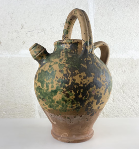 Jarra de Terracota Italiana Antigua, Estilo Apuliano con Esmalte Salpicado, Recipiente para Agua o Vino, Cerámica Rústica Vintage, Decoración para el Hogar, Adorno para la Cocina - Product Image 1