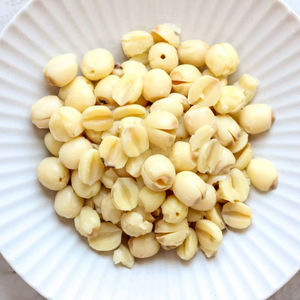 Semillas de Loto Secas Enteras Nutritivas, Semillas de Loto Crudas de Alta Calidad para Té, Beber después de mezclar con agua - Product Image 1