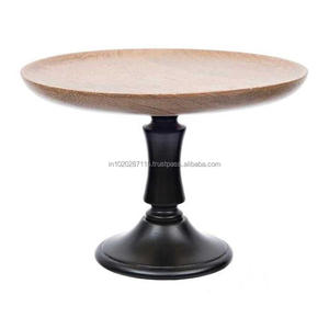 Présentoir à gâteaux rond en bois avec socle pour la présentation de desserts, pâtisseries et bonbons lors d'occasions spéciales - Product Image 2