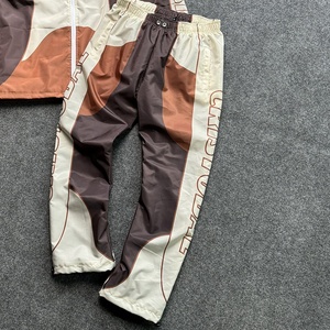Ensemble coupe-vent en nylon avec logo personnalisé pour hommes Survêtement coupe-vent Veste et pantalon à fermeture éclair Deux Plus Size Solide Léger Automne - Product Image 5