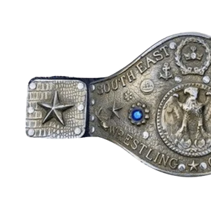 Cinturón de Campeón de Lucha Libre del Sudeste de Georgia, Plateado con Diseño de Águila, Correa Negra, Cinturones de Campeonato Coleccionables - Product Image 3