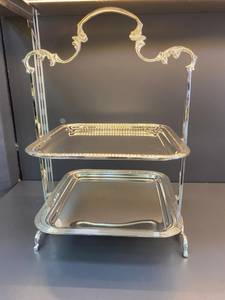 Elegant Round Metal Cake Stand for <b>Party</b> <b>Table</b> - Product Image 1