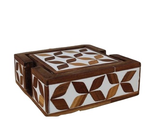 Juego de posavasos de madera de acacia con soporte, posavasos de Decoración de mesa de lujo, posavasos con diseño de flores - Product Image 1