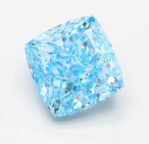 เพชรทรงสี่เหลี่ยมมุมโค้งมน น้ำหนัก 5.55 กะรัต สีฟ้าแฟนซีสดใส ความสะอาดระดับ VVS2 ได้รับการรับรองจาก IGI เพชรเพาะเลี้ยงในห้องปฏิบัติการ CVD ROYAL GEMS รหัส 83862600 - Product Image 4