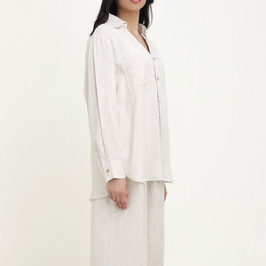 Ensemble coordonné doux pour femme, confortable et conçu pour un confort quotidien avec une coupe fluide et décontractée - Product Image 4