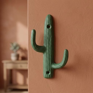 Offre Spéciale : Crochets Muraux en Fonte Écologique Faits Main, Motif Cactus Vert, pour Rangement de Vêtements par Beads Art - Product Image 3
