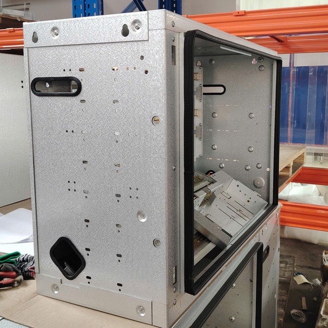 Sheet Metal Fabrication Service Low Voltage Cabinet Industrial Steel Power Distribution Enclosure Modular Din Rail Mounting