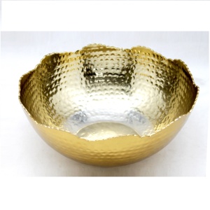 Ensemble de 2 bols décoratifs en aluminium coulé fini or à prix abordable bol de service de fruits accessoires de vaisselle de qualité supérieure - Product Image 2