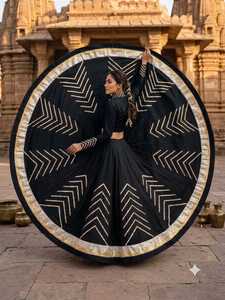 Lehenga Choli Tradicional Indio-Pakistaní de Seda para Mujer, Largo hasta el Suelo, Bordado, para Bodas, Corte Holgado, Rojo con Borde Dorado - Product Image 5