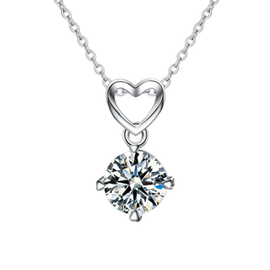 Collier pendentif cœur avec pierre de moissanite ronde, monture griffe en argent sterling 925, bijoux classiques pour femme - Product Image 4