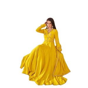 ชุดผ้า Anarkali โดย Fab Zone ชุดเย็บปักด้วยผ้าไหมผ้าจอร์เจีย - Product Image 1