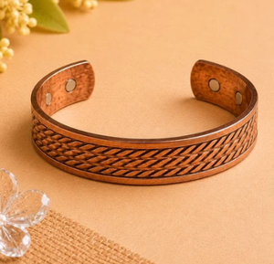 สายรัดข้อมือทองแดงแท้แบบแม่เหล็กสลักลายวงแหวนอินทวินท์ทรินด์อีเกิล ดีไซน์สวยหรูทันสมัย - Product Image 3