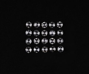 Anillo Solitario con Diamante Redondo de Corte Rosa de 2.5 MM, Cultivado en Laboratorio, Certificado IGI, Color D, Claridad VVS1, Marca Om Gems - Product Image 1