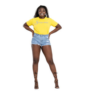 Camiseta Soror Yellow Diamond SGRho, Ropa de Sororidad para Mujer, 100% Algodón, Lentejuelas Bordadas, Letras Griegas, Camiseta con Letras Griegas, Atuendo de Orgullo Griego - Product Image 3