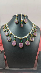 Parure de bijoux faite à la main en améthyste et perles, collier et boucles d'oreilles pendantes en or avec pierres précieuses violettes, cadeau traditionnel pour femme - Product Image 2