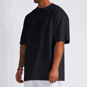 Camiseta de Algodón Negra para Hombre, con Logotipo Personalizado Impreso en la Parte Delantera, Cuello Redondo, Corte Regular, Estilo Casual para Verano - Product Image 3