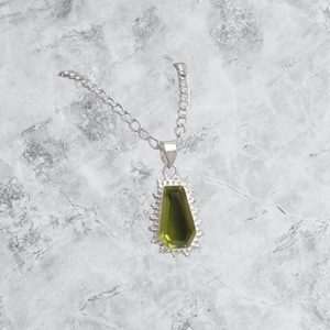 Bijoux en laiton plaqué argent avec pierre de péridot sertie en clos, forme cercueil, design classique, faits à la main, vente en gros pour femmes - Product Image 5