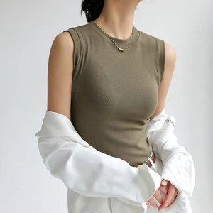 Camiseta sin mangas acanalada de color liso para mujer, con etiqueta frontal personalizada, corte ajustado, transpirable, ecológica, de primera calidad - Product Image 5