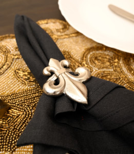 แหวนผ้าเช็ดปากสำหรับงานแต่งงานทำจากสเตนเลสสตีลและไม้สีเงินสุดหรูสำหรับโต๊ะงานปาร์ตี้ - Product Image 4