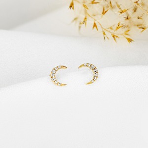 Pendientes de Oro de 14K con Diamantes Cultivados en Laboratorio, Diseño de Luna, para Mujer, Joyería Minimalista para Boda y Aniversario - Product Image 6