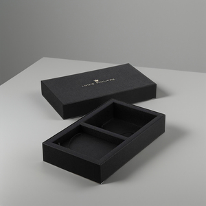 Caja de embalaje de papel Kraft reciclable ecológica para accesorios de cuero, carteras, pulseras y llaveros con impresión de revestimiento UV - Product Image 1