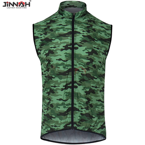 เสื้อกั๊กปั่นจักรยานพิมพ์ลายพรางสำหรับผู้ชาย แบบซับลิเมชั่น น้ำหนักเบา ไม่มีแขนเสื้อ พร้อมกระเป๋าหลังลึก - Product Image 3