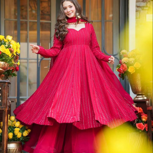 Ramdev Trading, Proveedor de Ropa Étnica India y Pakistaní al por Mayor, Diseñador de Conjuntos Modernos de Kurti, Lehenga de Novia, Vestido Anarkali para Fiestas - Product Image 1