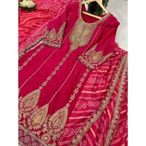 Ensemble de costumes de soirée avec broderie pour femmes de créateur - Product Image 4