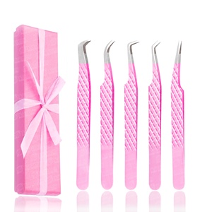 Disponible Todos los colores personalizados Pinzas de delfín de pestañas renovables Agarre suave con punta puntiaguda para un mejor resultado - Product Image 5