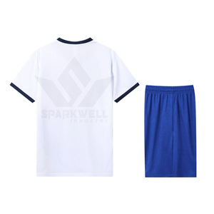 Ensemble de maillot de volley-ball sublimé orange pour femmes, col en V, manches courtes, jupe noire, polyester respirant, uniforme d'équipe personnalisé - Product Image 2