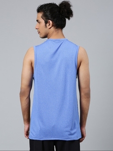 เสื้อกล้ามผู้ชายสีน้ำเงิน คอกลม สีพื้น ผ้าถัก ระบายอากาศได้ดี สวมใส่สบายๆ - Product Image 5