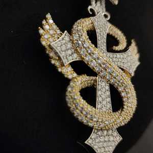 Colgante de moissanita estilo hip hop con nombre personalizado, de plata de ley 925, con incrustaciones de moissanita, para regalo. - Product Image 3