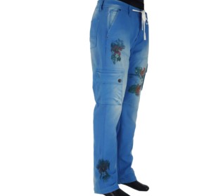 Pantalon cargo bleu pour homme, taille mi-haute, imprimé floral, coupe classique, style décontracté, en denim tissé - Product Image 2