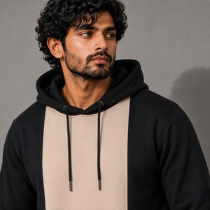 Ensemble de survêtement pour homme noir et beige avec sweat à capuche et pantalon de jogging pour un style décontracté - Product Image 5