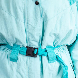 Combinaison de ski pour femme, bleu clair, à blocs de couleur, avec col montant et taille ceinturée, imperméable, une pièce, pour la neige - Product Image 6