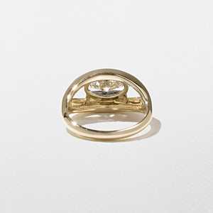 แหวนหมั้นแบบแยกส่วนสองวง ประดับเพชรทรงรีเพาะเลี้ยง ดีไซน์หรูหรา สำหรับขอแต่งงาน เครื่องประดับชั้นดี ทองคำแท้ 14k ผลิตโดยผู้เชี่ยวชาญ - Product Image 3