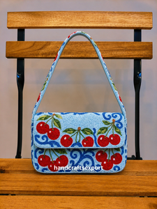 Sac à bandoulière de luxe fait main en perles pour tasse à café |   Sac à main artisanal pour soirée |   Fermeture à rabat magnétique, solide et sûre |   Logo personnalisé - Product Image 4