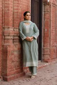 Costumes non cousus SAFAA MUZANA - Product Image 5