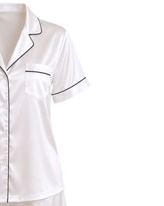 Conjunto de pijama de satén champán personalizado para mujer, ropa de dormir de seda de lujo, traje de noche con botones, conjunto de loungewear suave de manga corta - Product Image 4