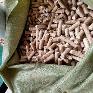 Pellets de Madera de Pino Sostenibles de Baja Humedad para Sistemas Comerciales de Generación de Energía Térmica y Soluciones de Calefacción Ecológicas - Product Image 4