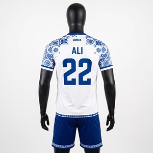 Ensemble d'uniformes de futsal personnalisés, maillot et short de football en salle sublimés, kit d'équipe uni avec nom et numéro, pour hommes, 100% polyester, col rond - Product Image 2