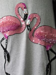 Estrella Bordada a Mano con Cuentas de Cristal y Vidrio, Diseño Personalizado para Top de Mujer - Regalo de Aniversario y Bautizo - Product Image 4