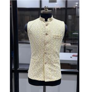 Abrigo de Hombre con Bordado y Lentejuelas de Alta Demanda, Ideal para Festivales y Ocasiones Especiales, Disponible a un Precio Accesible - Product Image 4